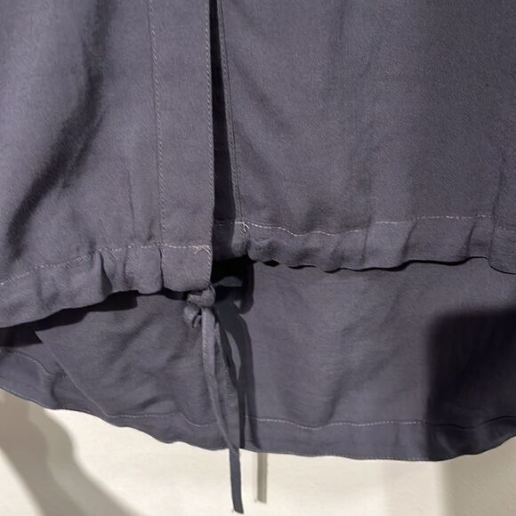 ⚡️Club Monaco 100% rayon roll up sleeve tunic shirt - size XS - Picture 12 of 12